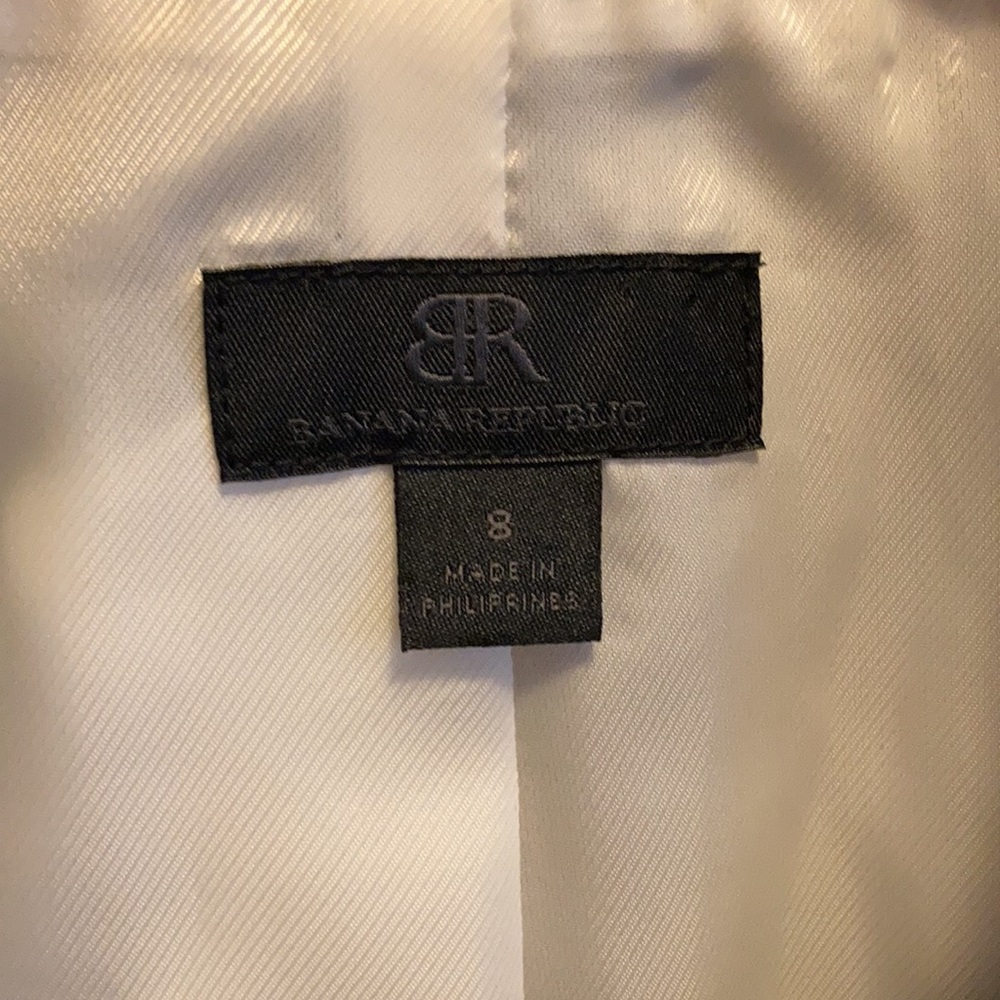 Size 8 must see wool silk blend blazer! Cute - Picture 2 of 9